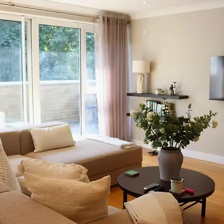 The Bourne, Westbourne-3